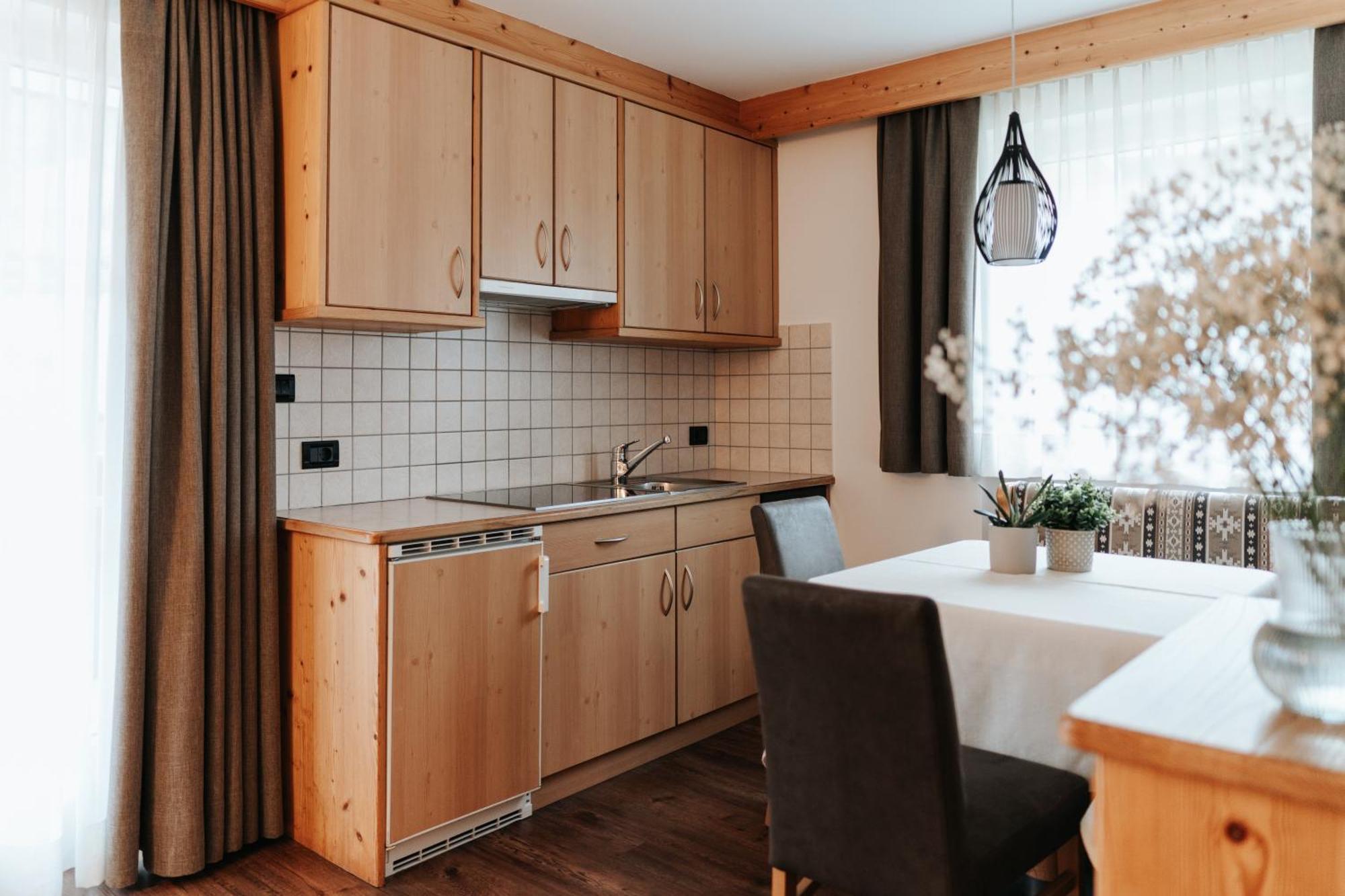 B&B Hotel Mirabel Ortisei Room photo